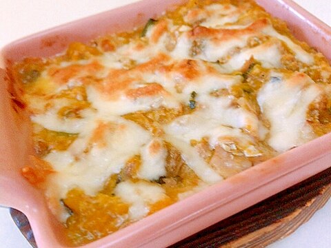 かぼちゃとサバ缶で　甘酒チーズグラタン